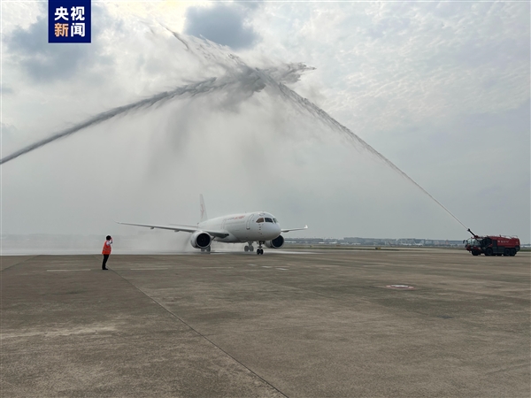 國(guó)產(chǎn)大飛機(jī)新里程碑！C919完成首次跨境商業(yè)包機(jī)航行：香港-上海