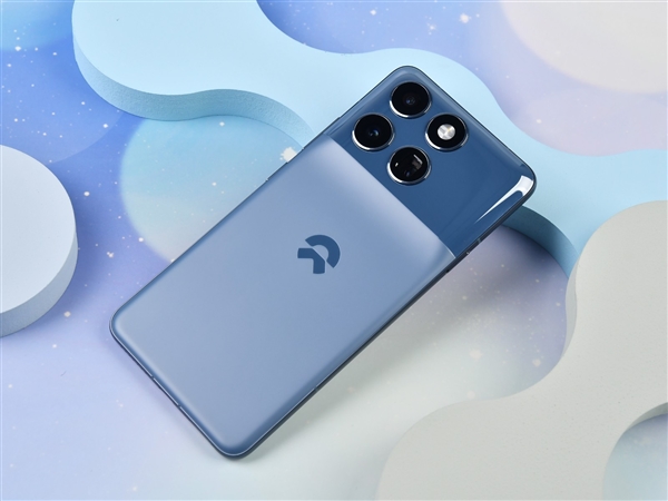 蔚來(lái)NIO Phone 2上手：系統(tǒng)純凈無(wú)廣告 超越大部分廠商