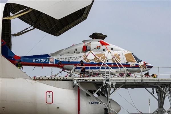 全球僅剩5架！空客“大白鯨”運輸機首次運抵中國青島